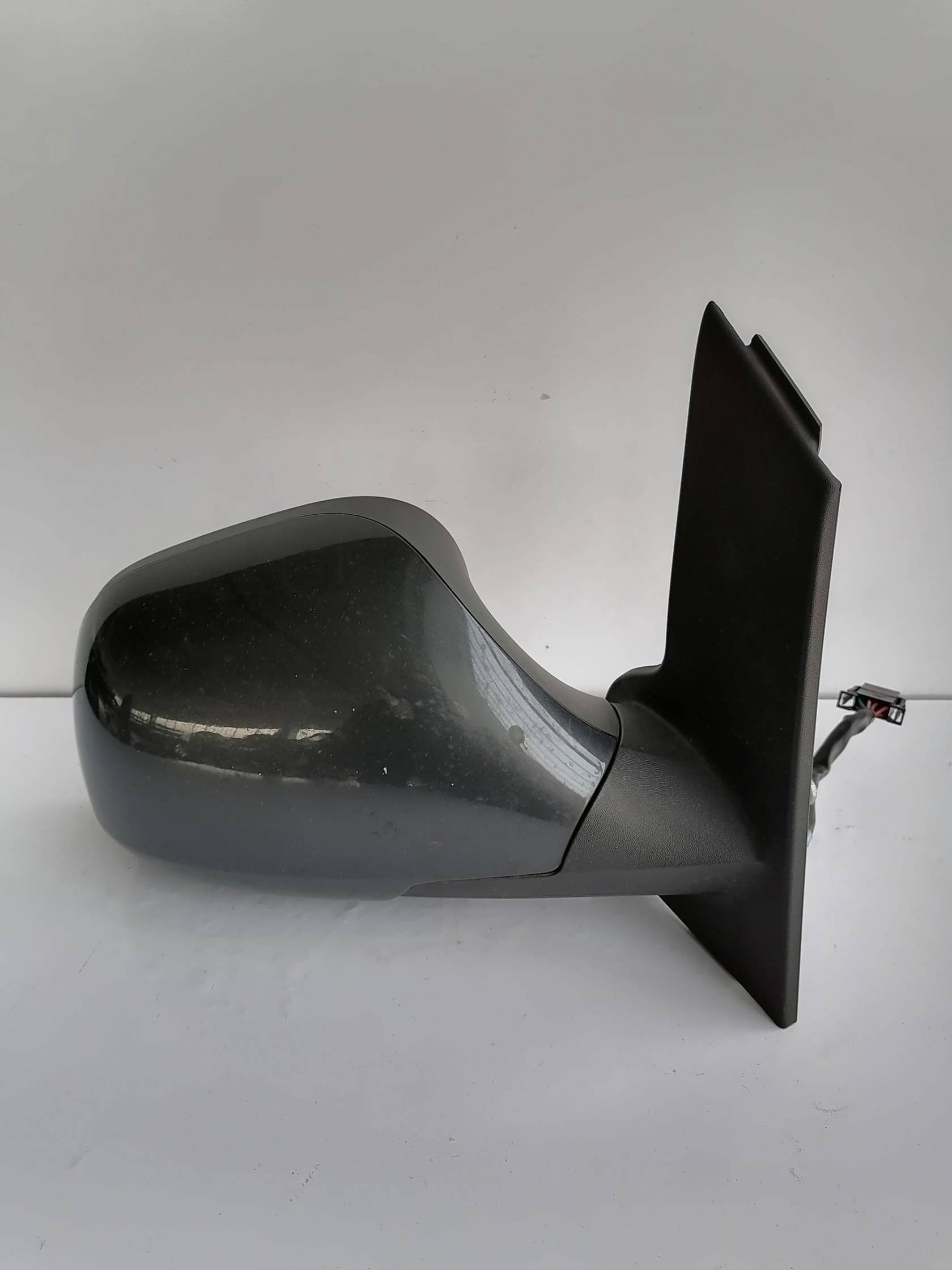 Retrovisore est. regolaz. elettr. dx.